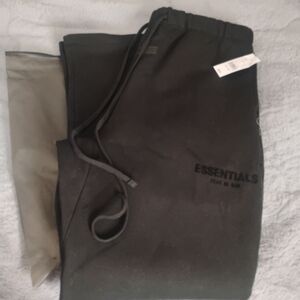 New Essentials Black Men's Sweatpants Size Large